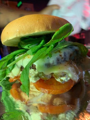 na brasa burguer dois corregos (13)