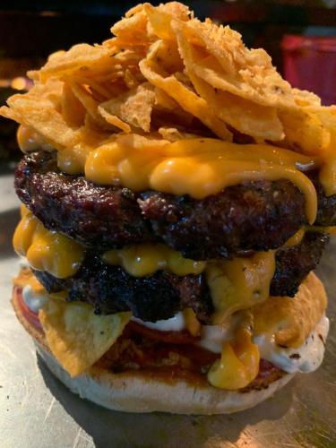 na brasa burguer dois corregos (22)